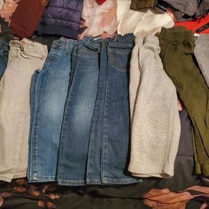 Size 4T Boys Lot (jeans & joggers)